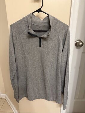 Fabletics Men's Heather Gray Quarter-Zip Pullover